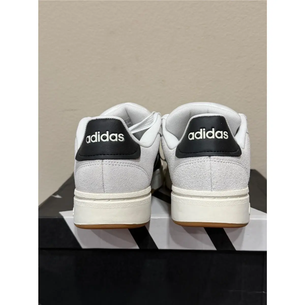 Adidas shoes - Beige 3