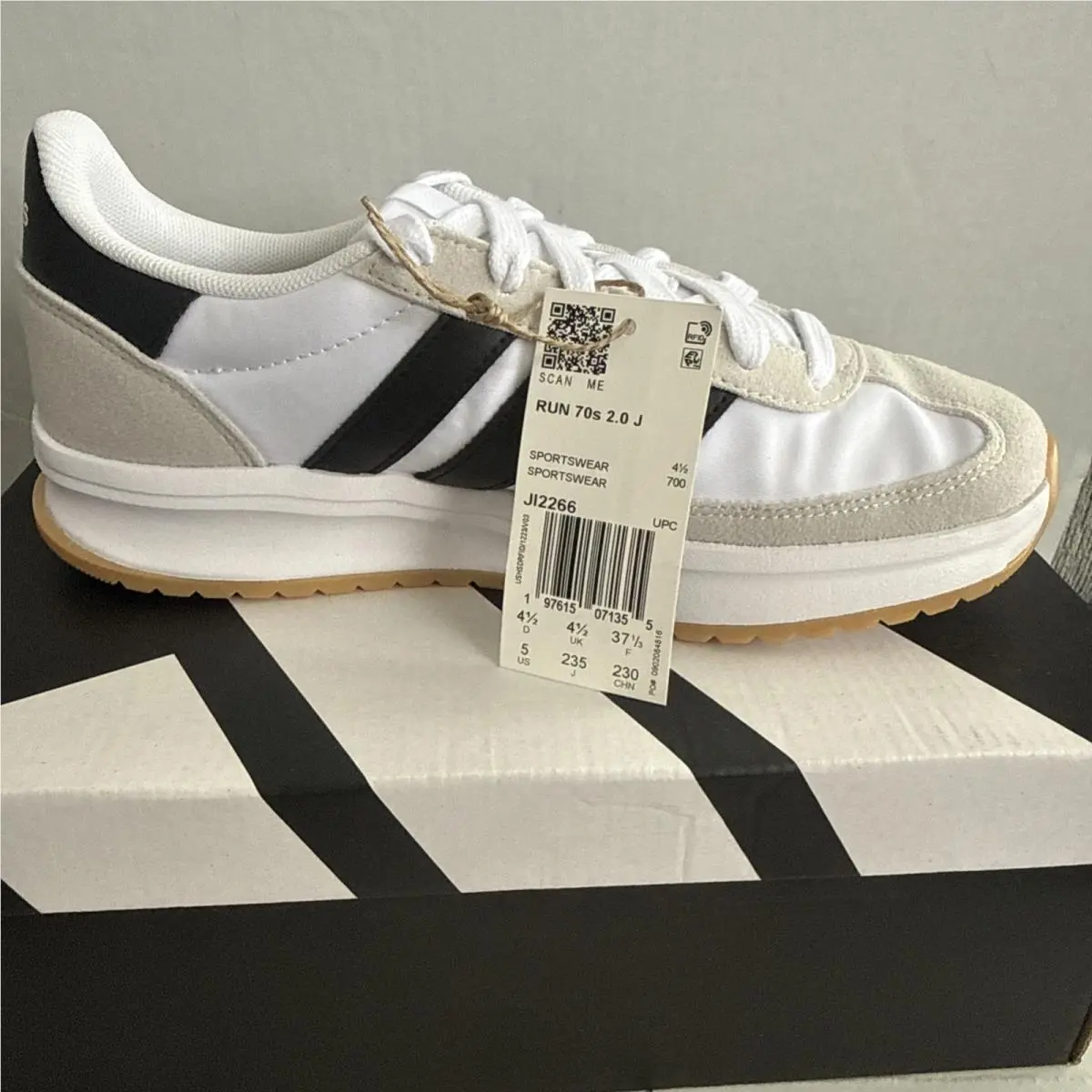 Adidas shoes - Run 70s 2.0 J - Run - JI2266 - White (UPC: 197615071393) 4