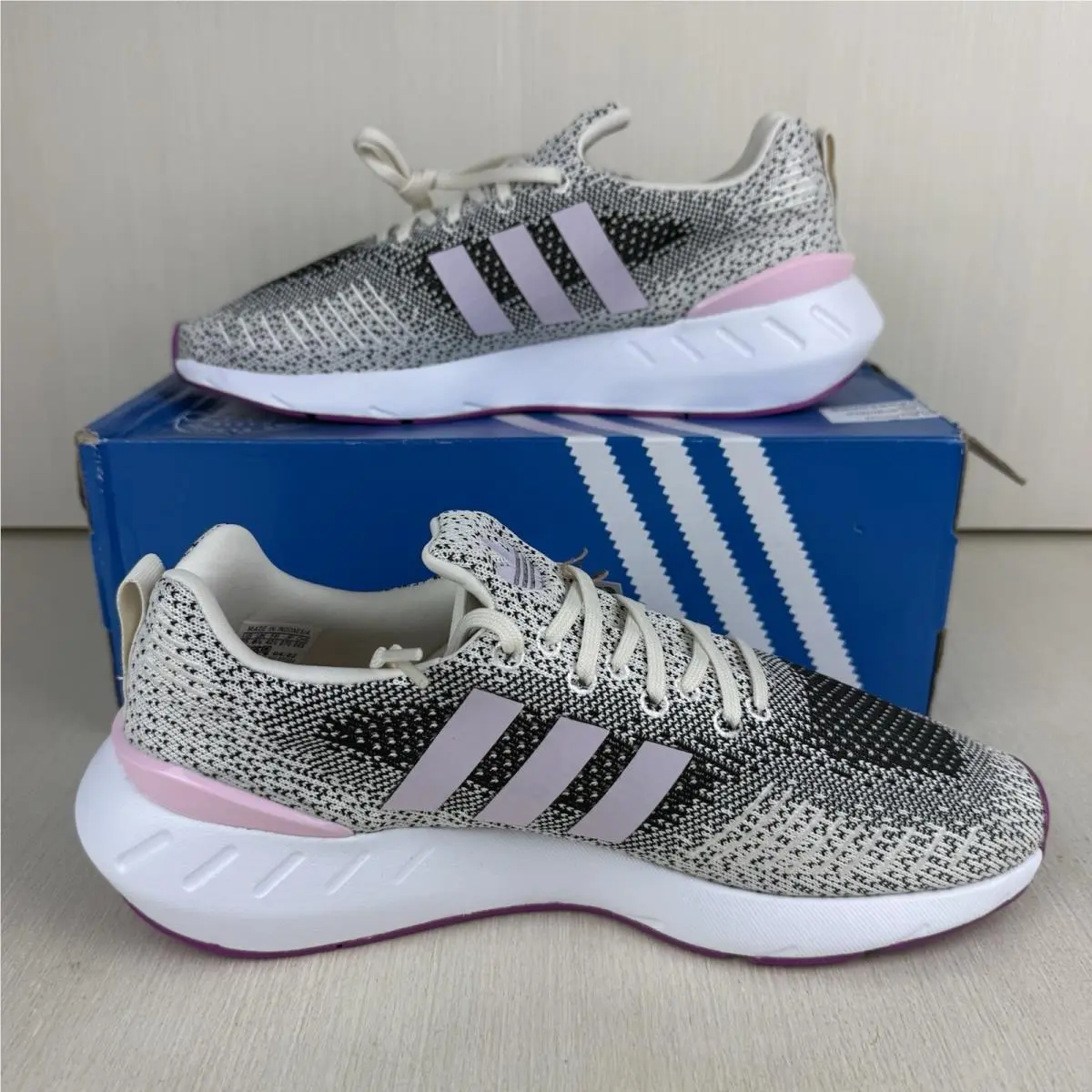 Adidas shoes - adidas Swift Run - Swift Run - GV7979 - Multicolor 0