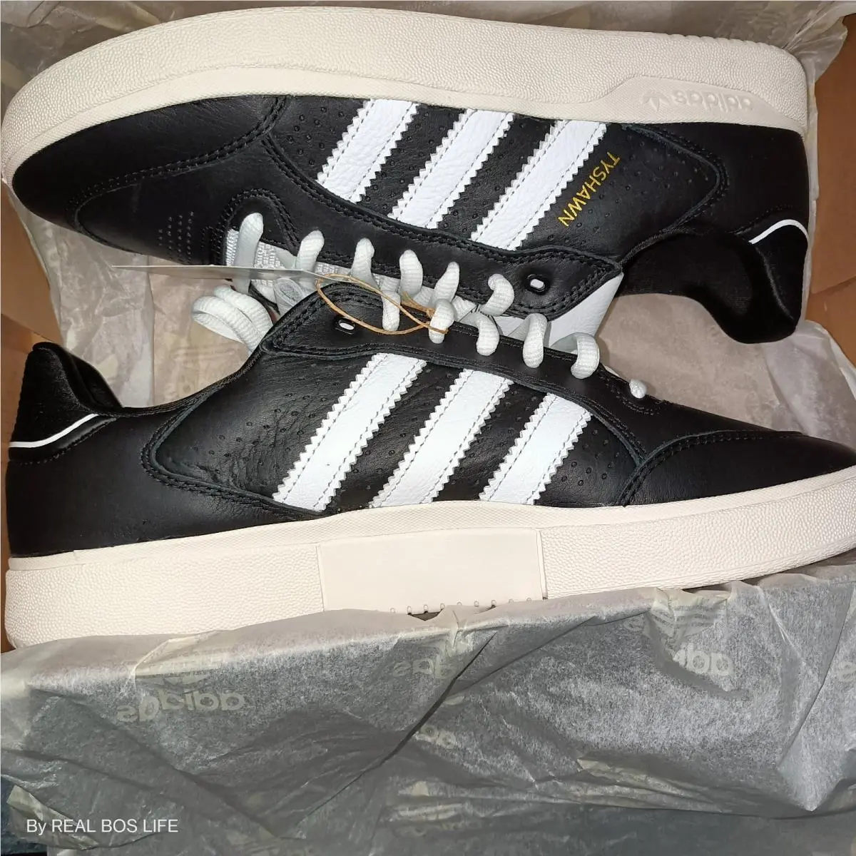 Adidas shoes - adidas Tyshawn Low - Tyshawn Low - Black 4