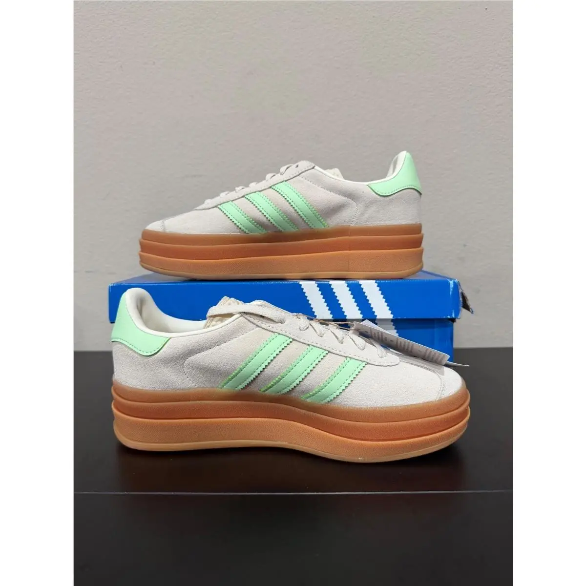 Adidas shoes - Beige 0