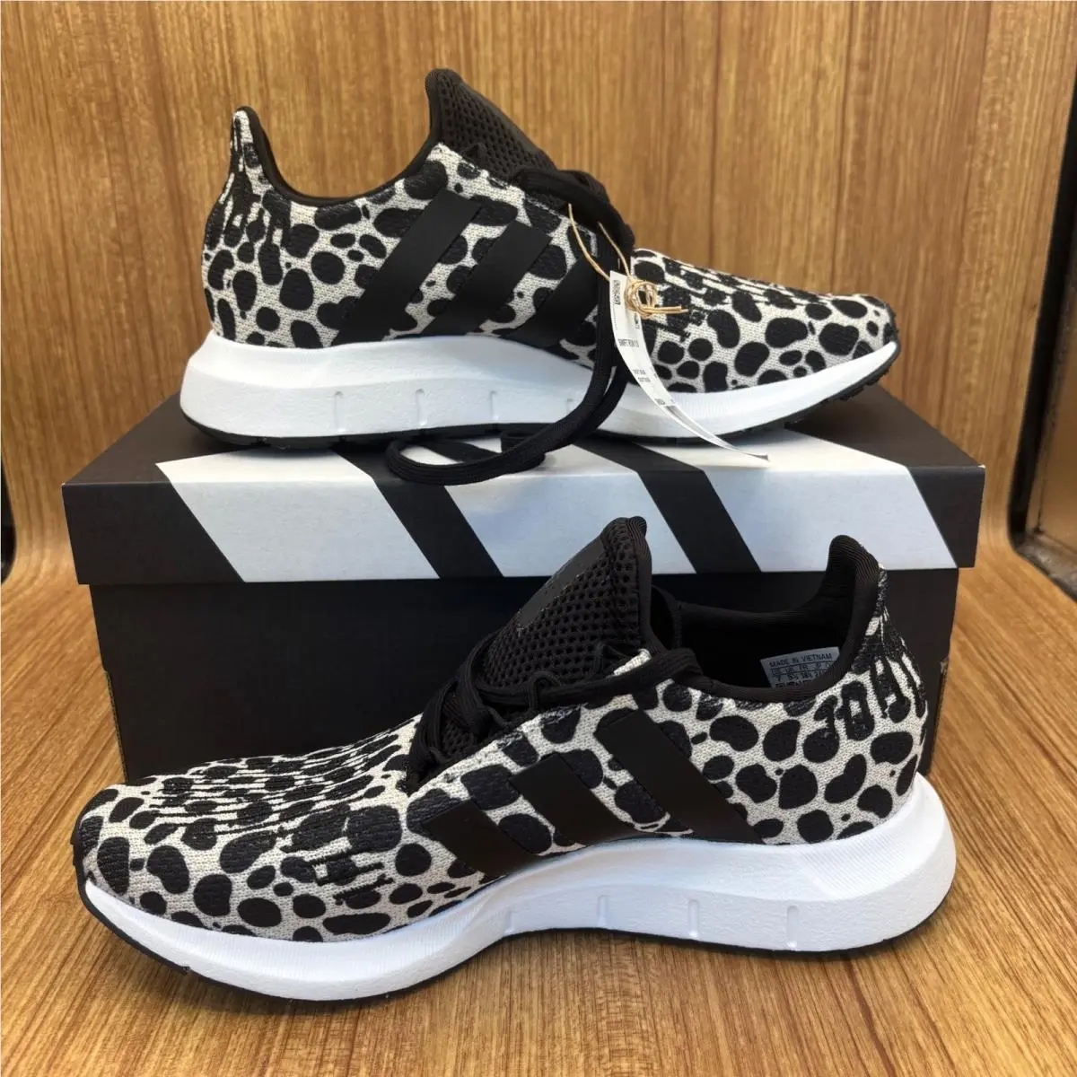 Adidas shoes - adidas Swift Run 1.0 - Swift Run - Black 0
