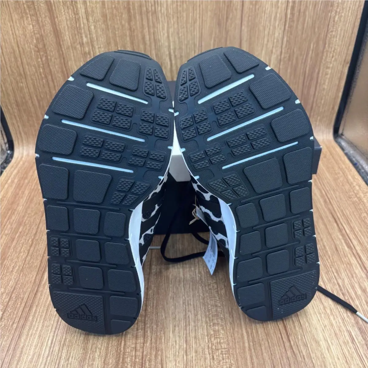 Adidas shoes - adidas Swift Run 1.0 - Swift Run - Black 3