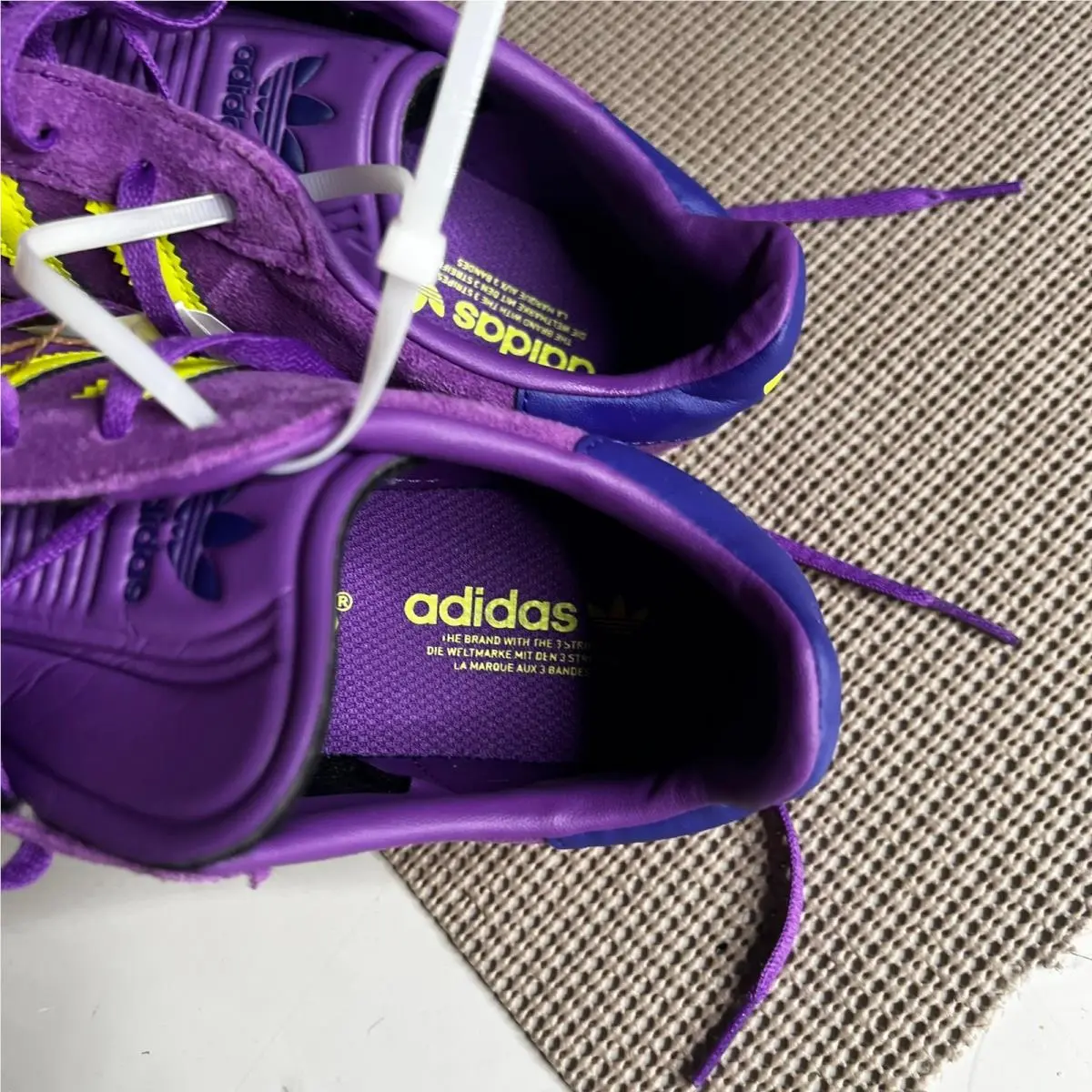 Adidas shoes - Gazelle - Gazelle - Purple 0
