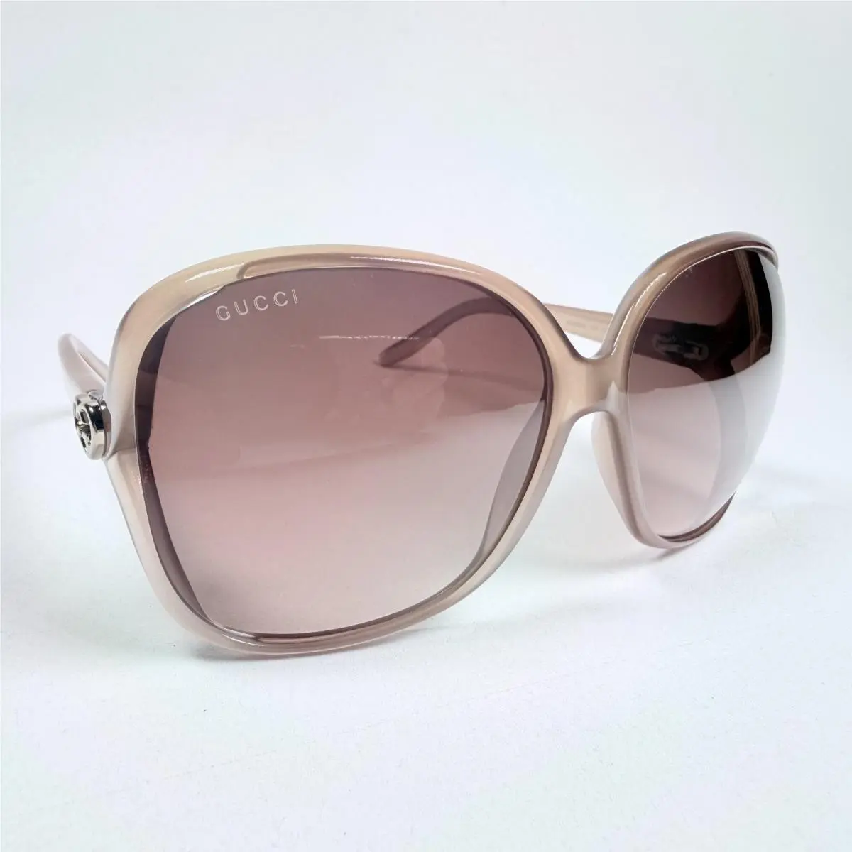 Gucci GG0506S 001 Sunglasses Square w/ Brown Gradient Lens Women`s 60mm