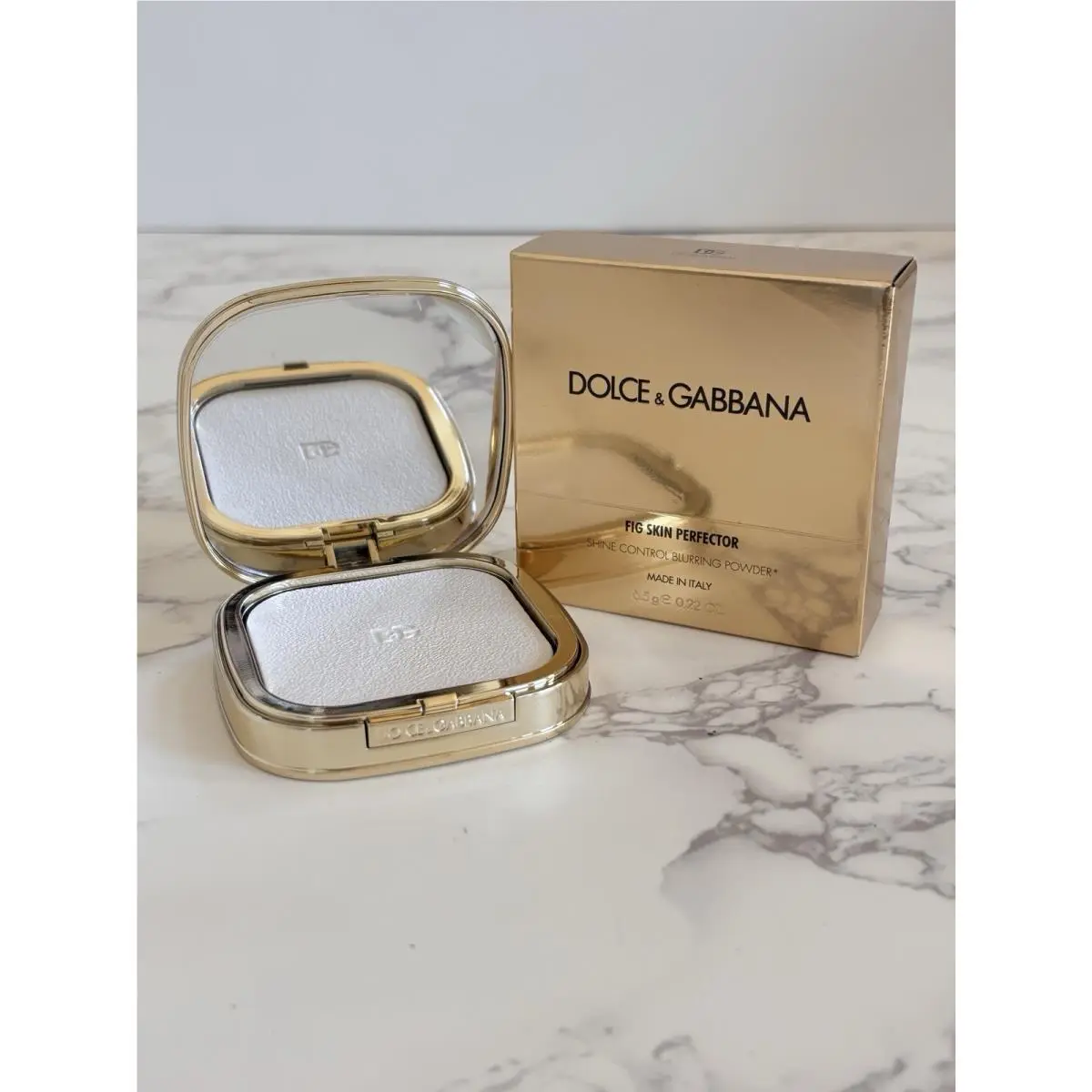 Dolce Gabbana Beauty Fig Skin Perfector Shine Control Blurring Powder by Dolce & Gabbana