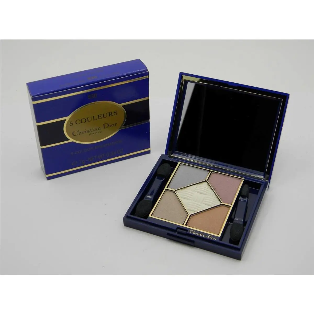 5 Colors Eyeshadow Palette 830 Silk Clouds by Dior
