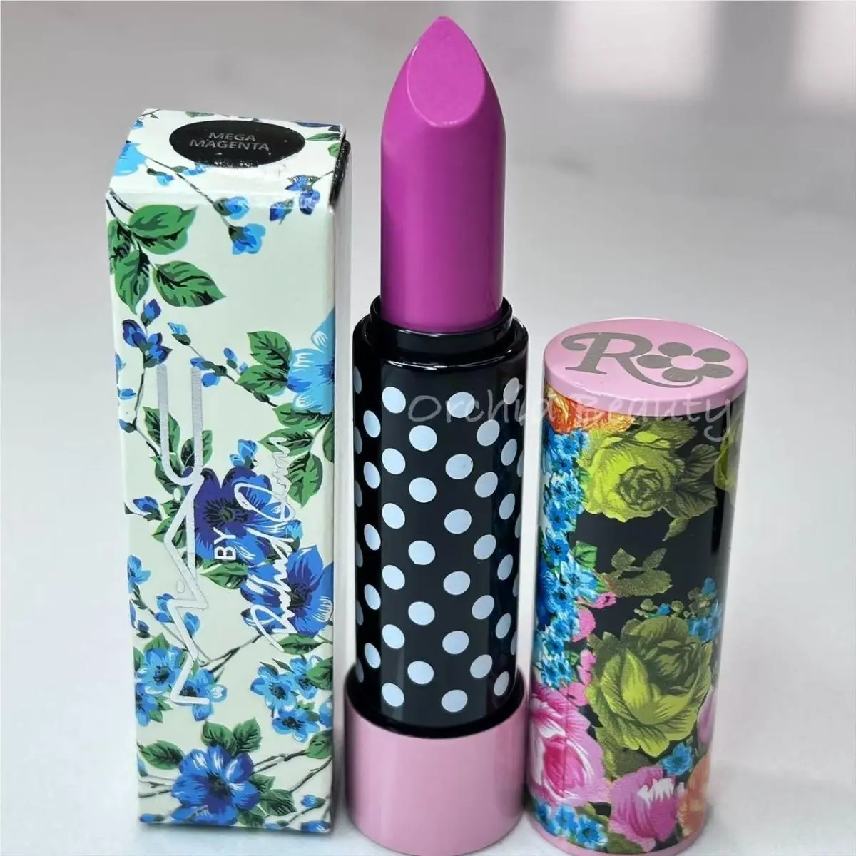 Mac Lipstick Full Size 3 g/0.1 oz Mega Magenta (Matte) Limited Edition by MAC Cosmetics