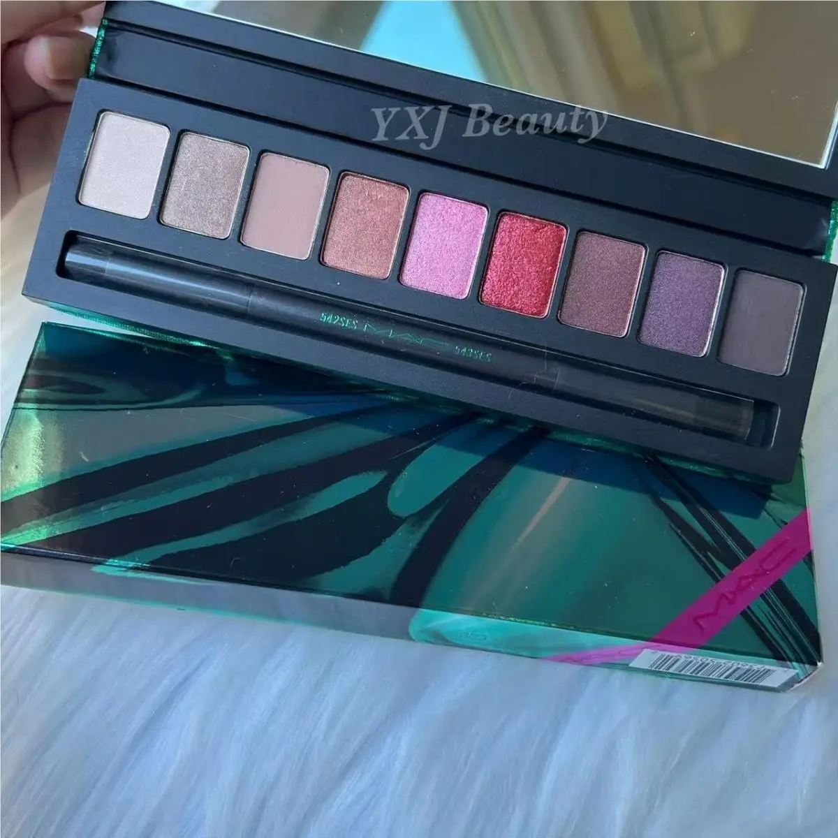 Mac Shiny Pretty Things Eyeshadow Palette with Brush Rose Full Size