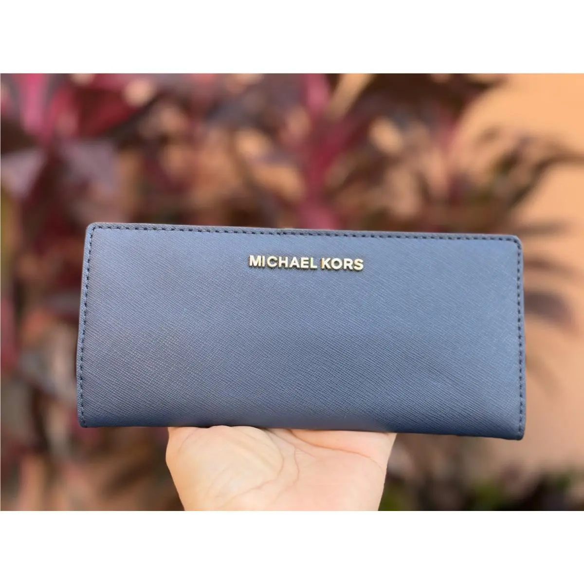 Michael Kors Jet Set Travel MD Flat Slim Bifold Wallet Navy/gold