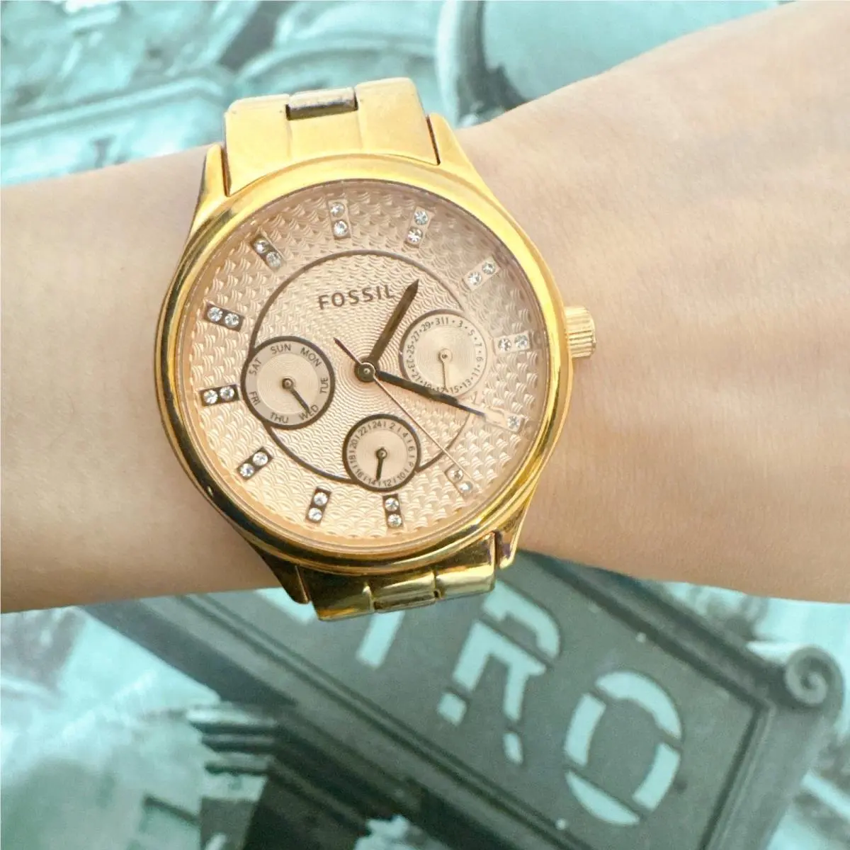 BQ1561 Women`s Stainless Steel Analog Rose Gold Dial Watch by Fossil