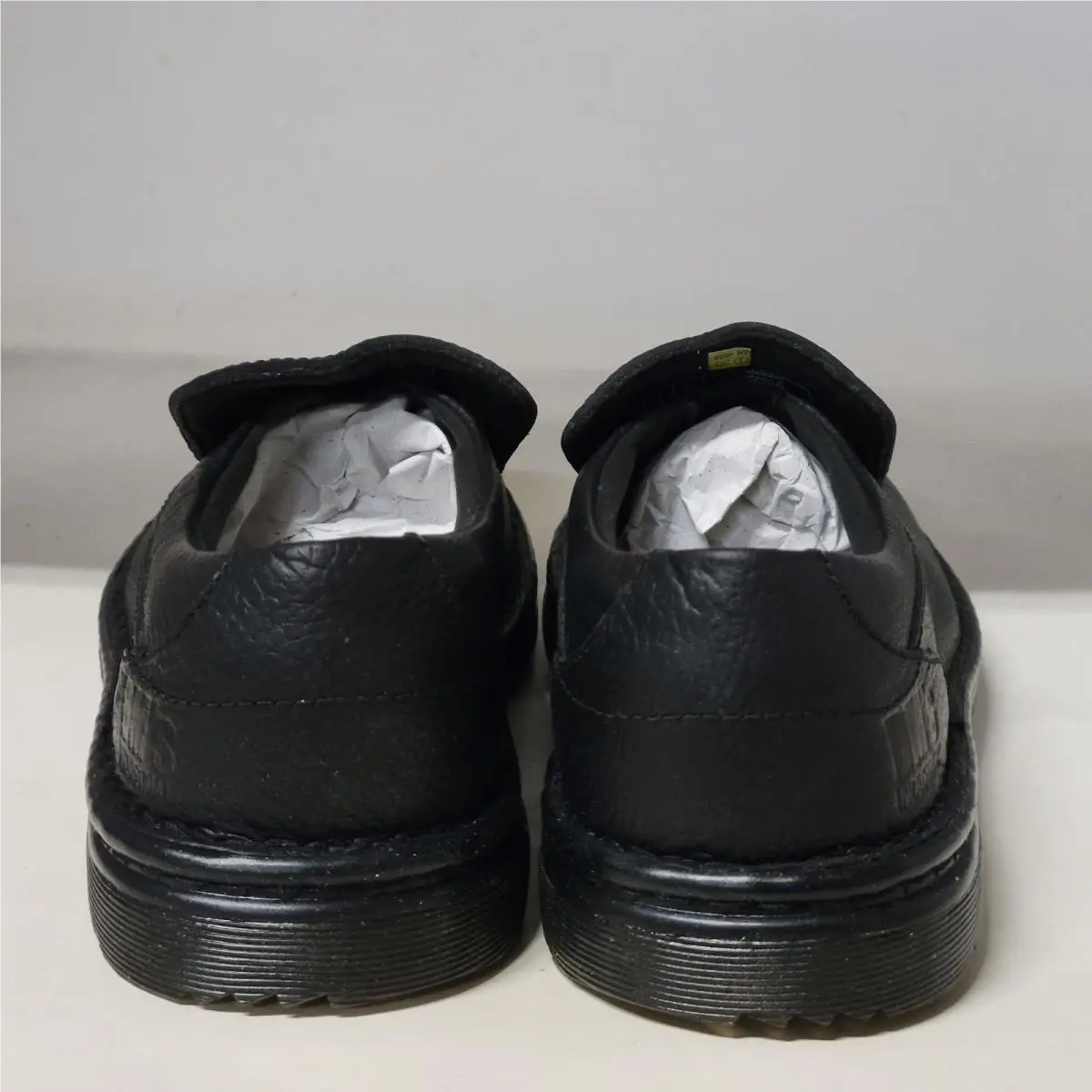 Dr. Martens shoes - Dr Martens Norfolk - Norfolk - Black 3