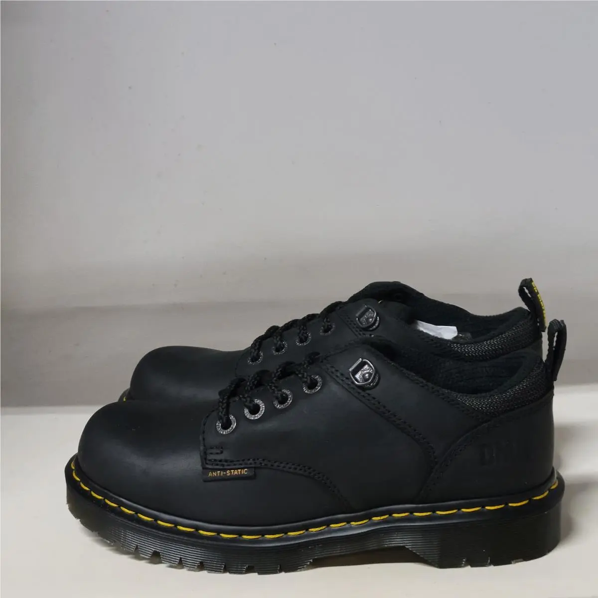 Dr. Martens shoes - Dr Martens Ashridge - Ashridge - Black 2