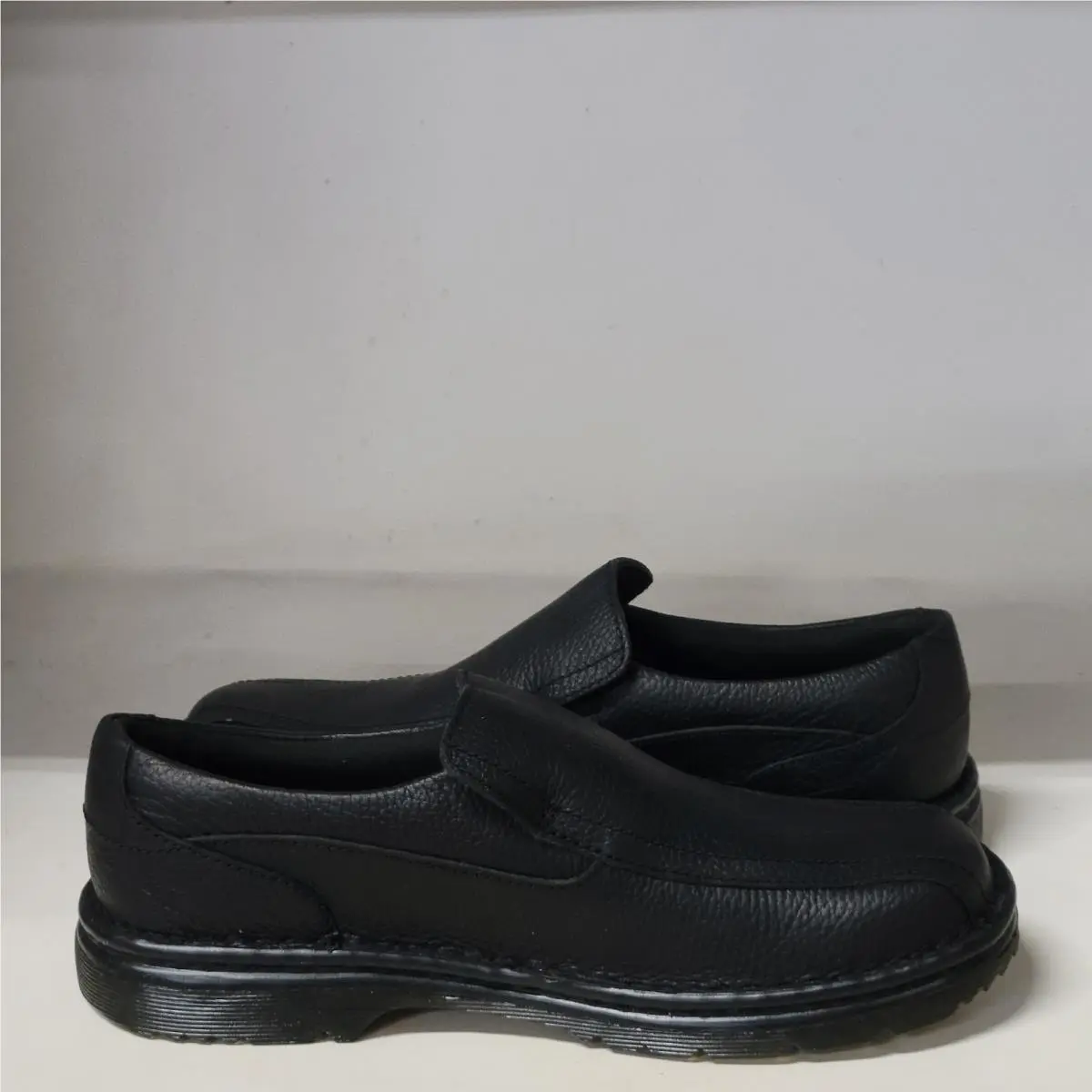 Dr. Martens shoes - Dr Martens Norfolk - Norfolk - Black 5