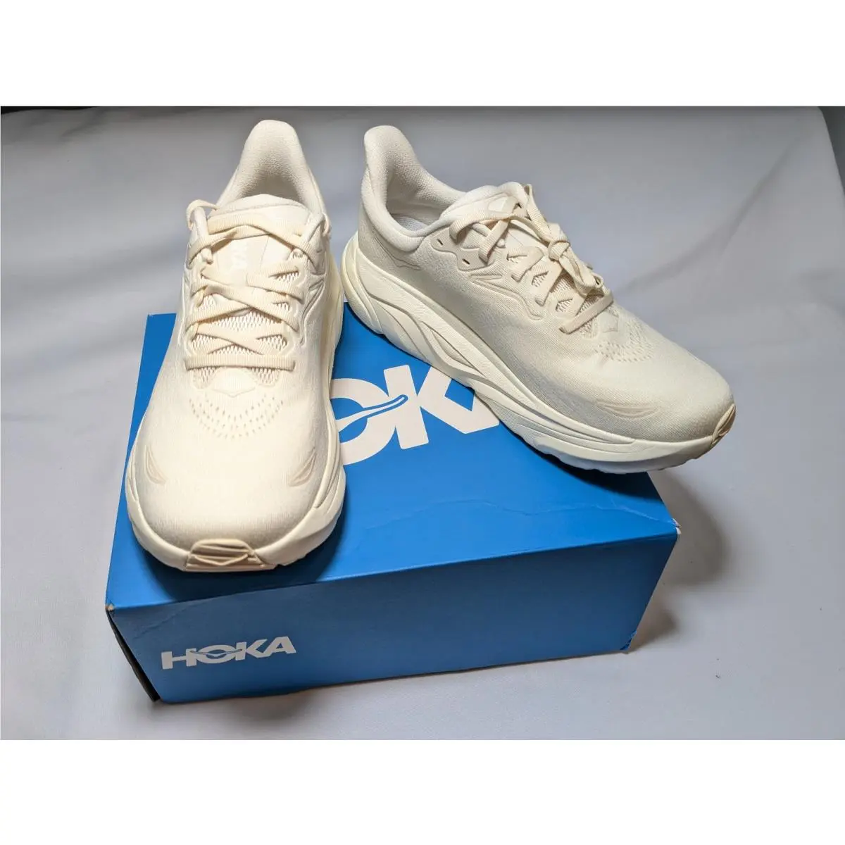 Hoka shoes - HOKA Arahi 8 - Arahi - 1168691-BHLB - Ivory 4