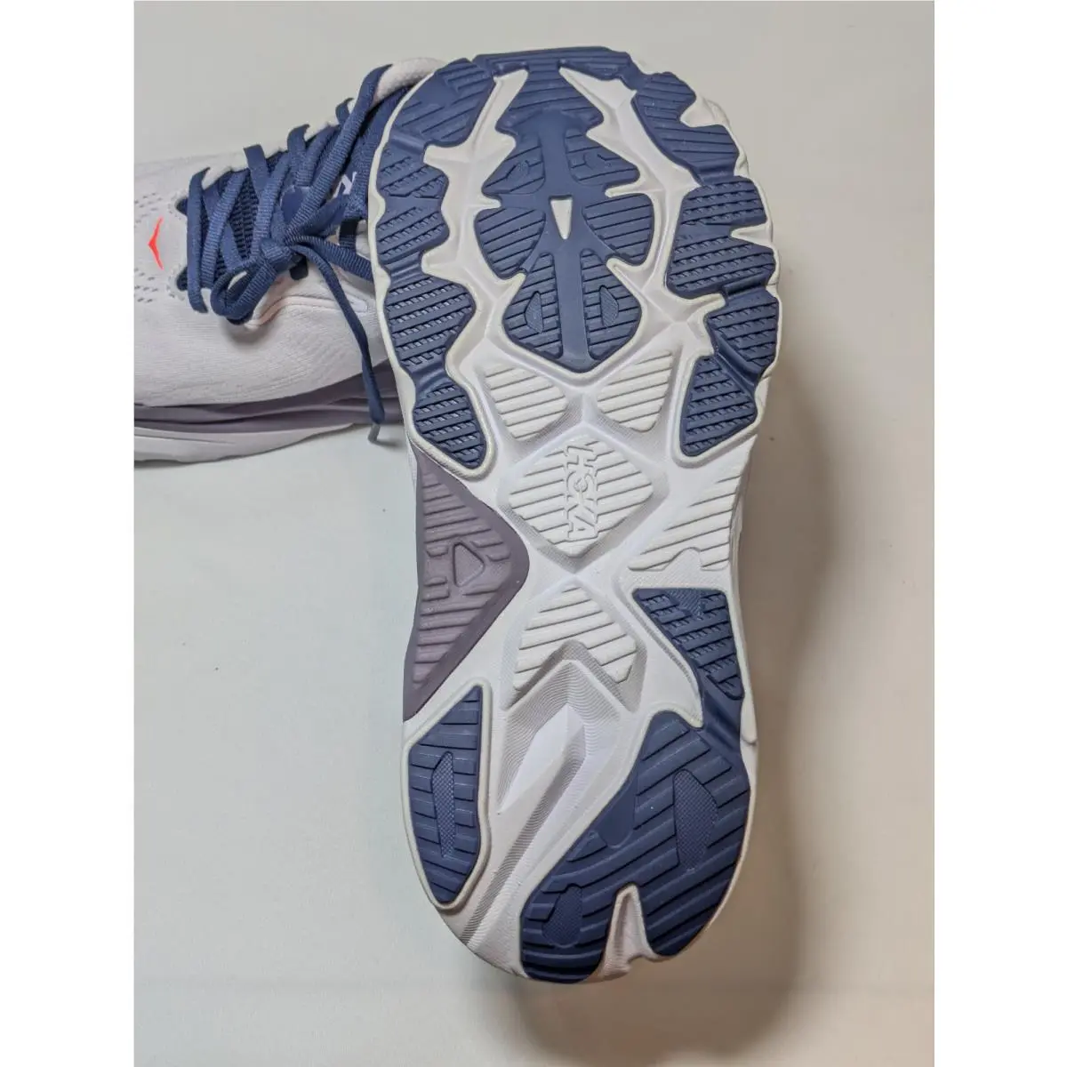 Hoka shoes - HOKA Arahi 8 - Arahi - 1168691-SLWM - Purple 3
