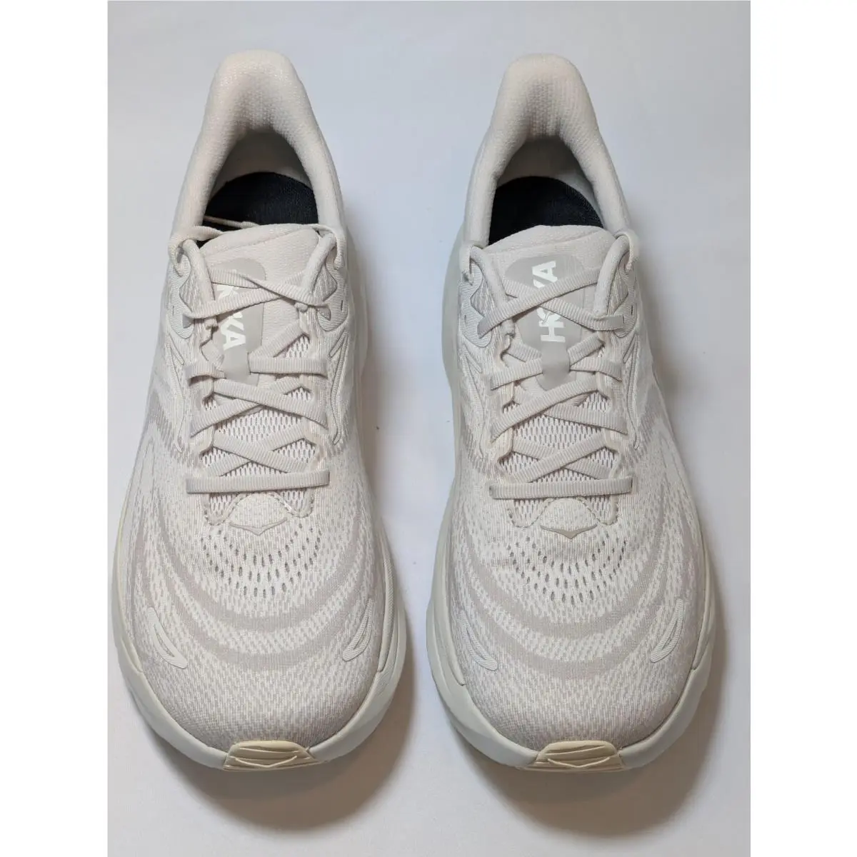 Hoka shoes - Hoka One One HOKA Arahi 8 - 1168690-GTP - Ivory 0