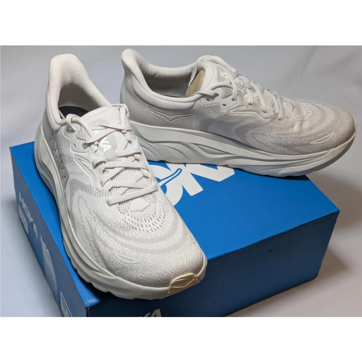 Hoka shoes - Hoka One One HOKA Arahi 8 - 1168690-GTP - Ivory 4