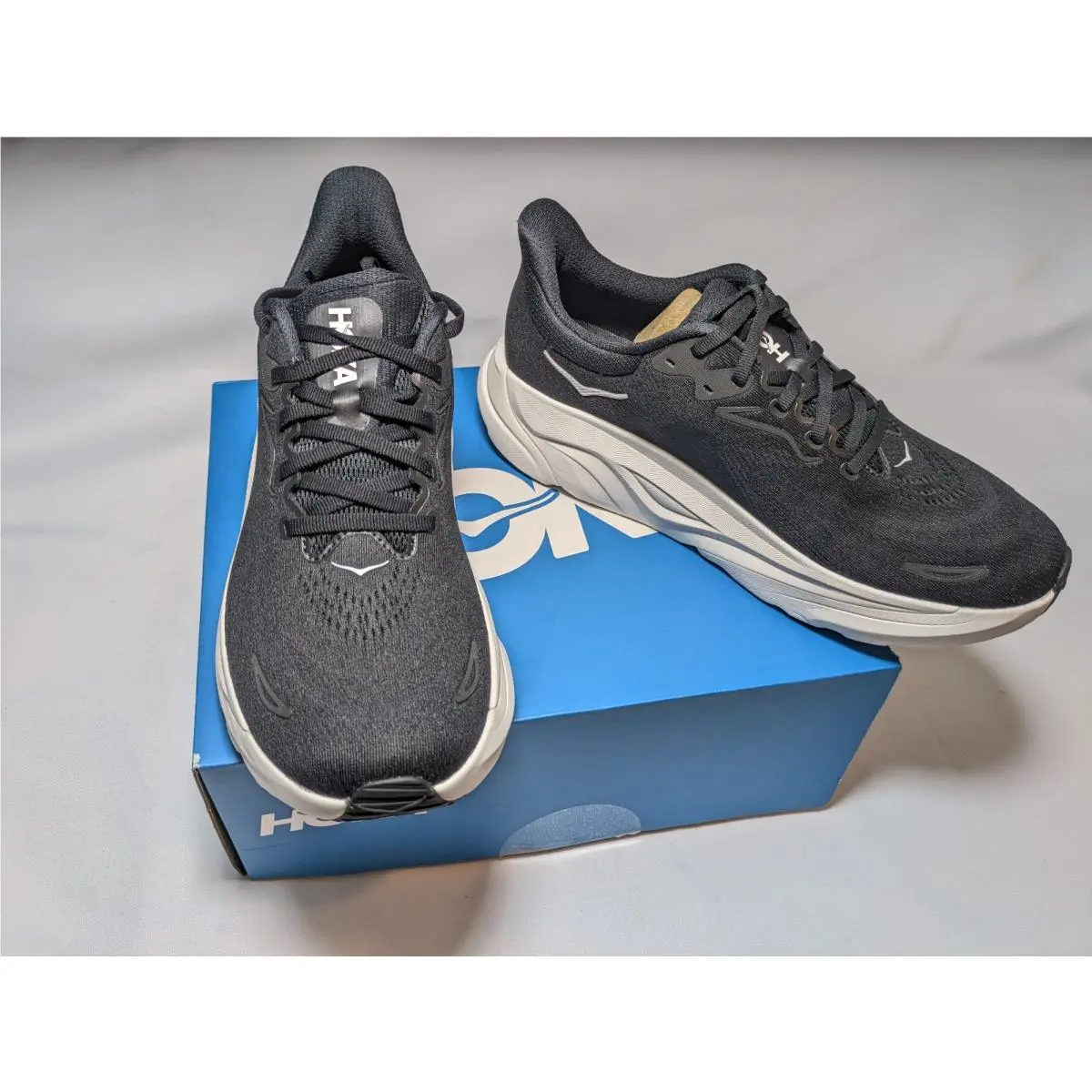 Hoka shoes - HOKA Arahi 8 - Arahi - 1168691-BWHT - Black 4