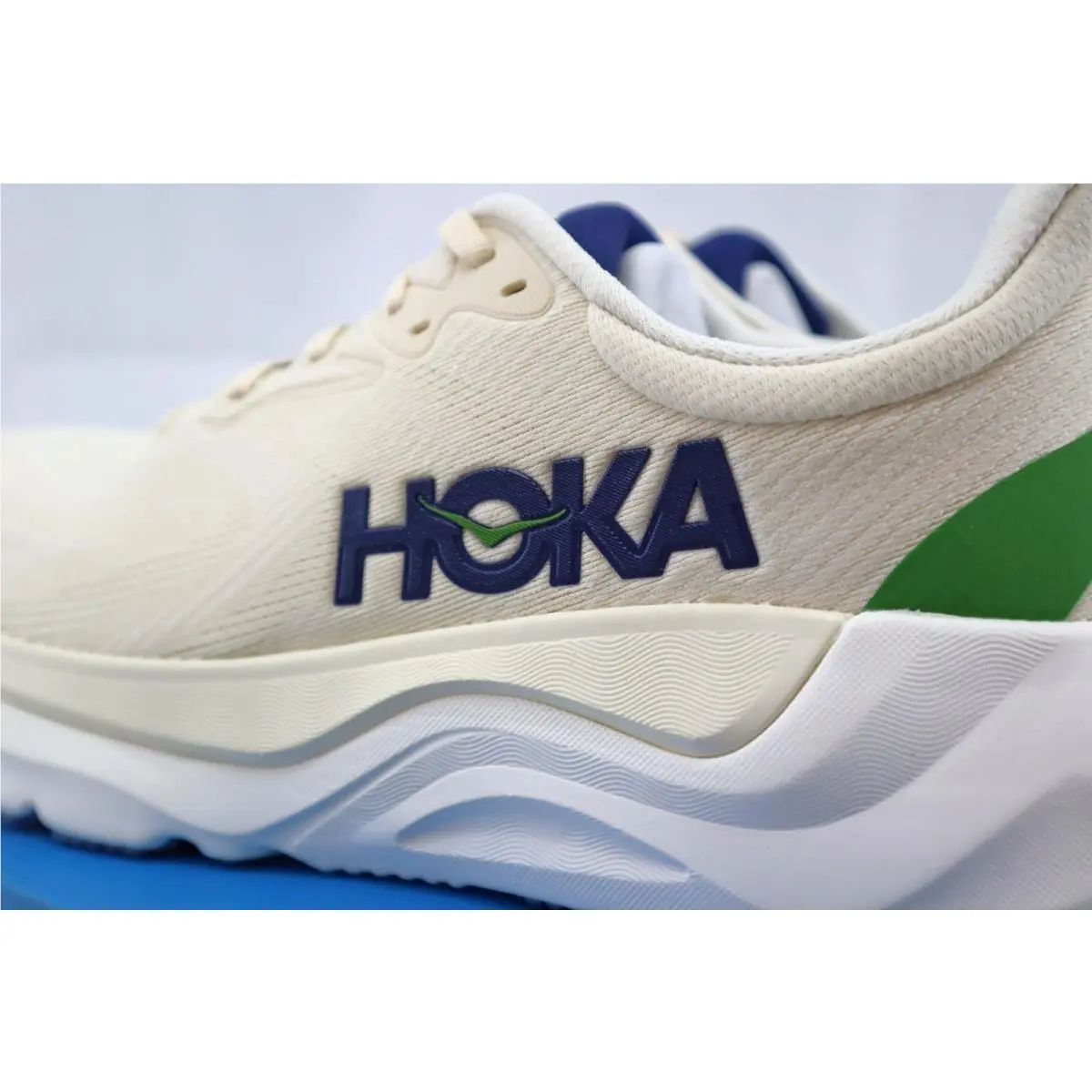 Hoka shoes - Hoka One One Arahi 8 - Various, Shoe: Alabaster/Birch 2