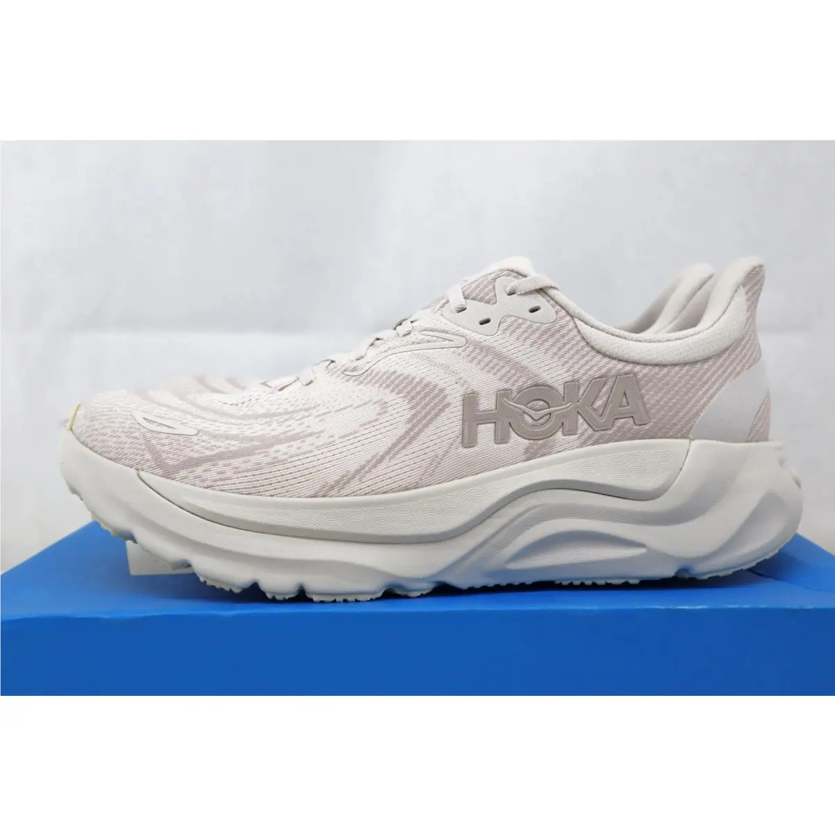 Hoka shoes - Hoka One One Arahi 8 - Various, Shoe: Alabaster/Birch 10