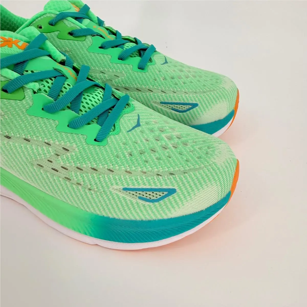 Hoka shoes - Clifton 9 - Clifton - Green 4