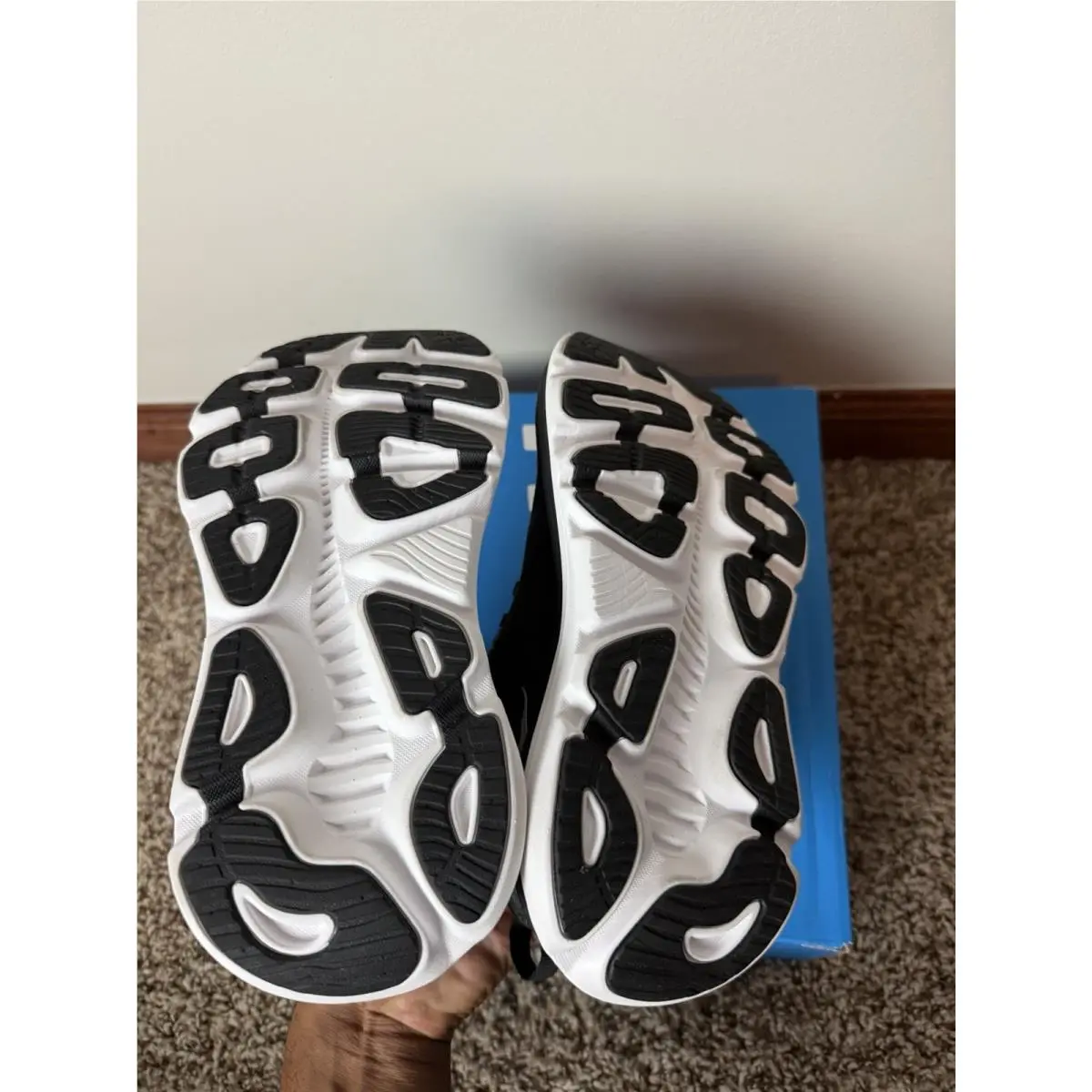 Hoka shoes - Hoka One One Gaviota 5 - 1134270/BWHT - Black/White 6