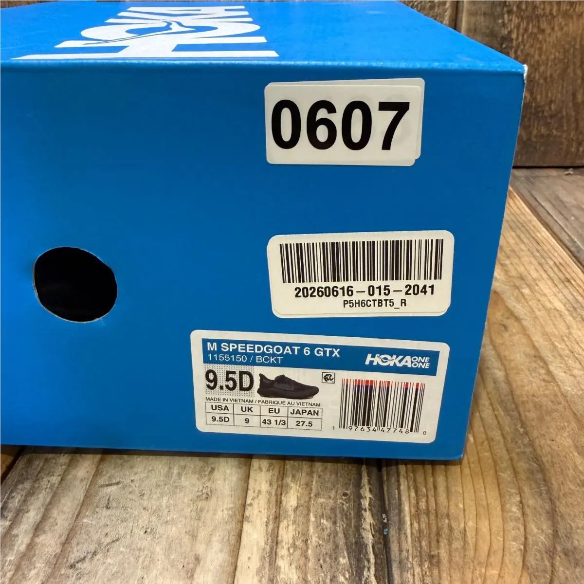 Hoka shoes - Hoka One One Speedgoat 6 - 1155150-BCKT - Black 11