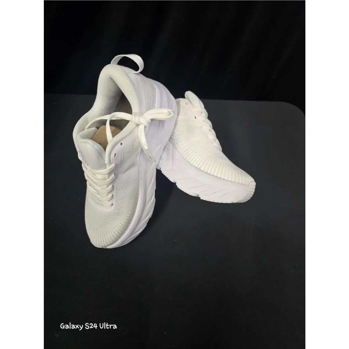 Hoka shoes - Hoka One One Bondi 7 - White 1