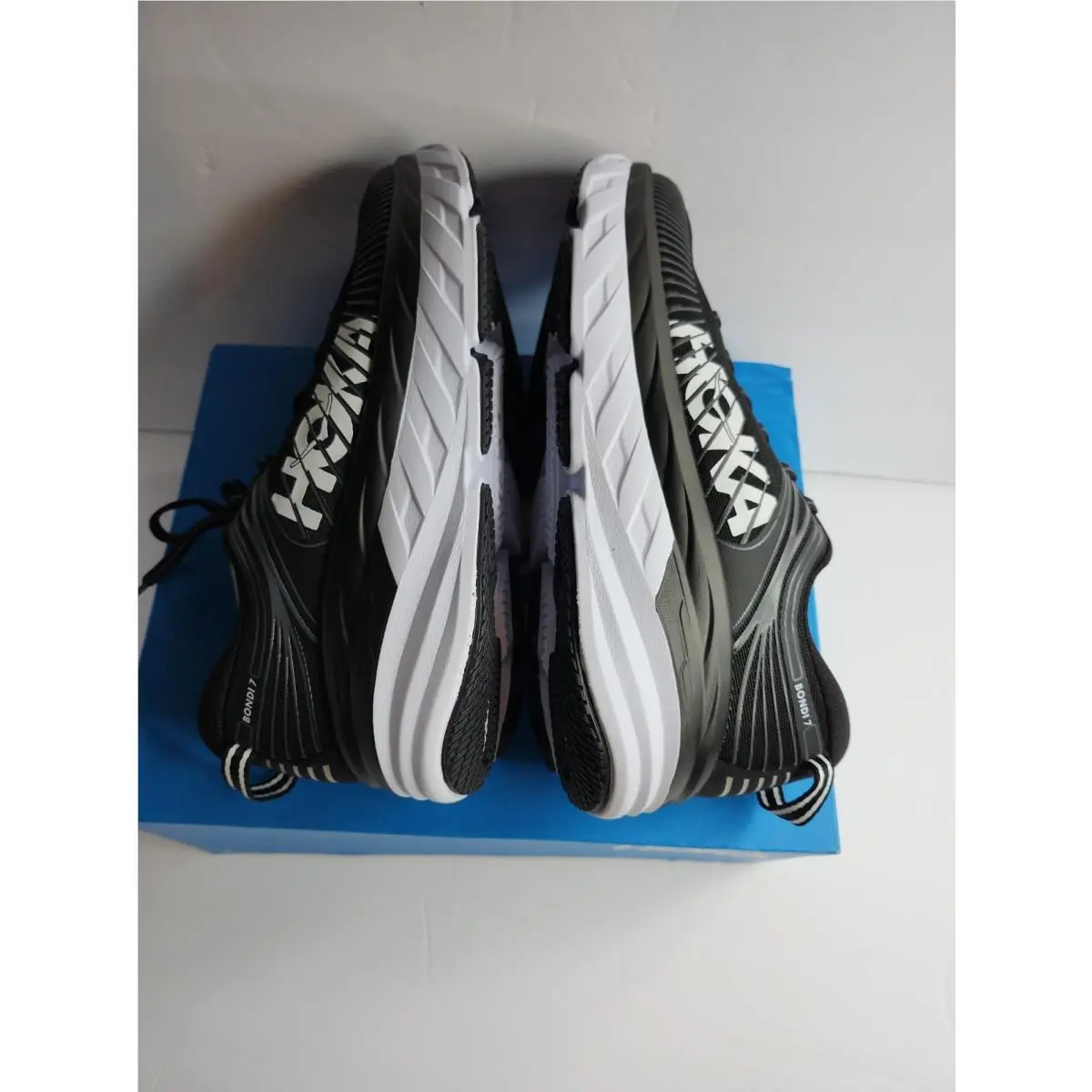 Hoka shoes - Hoka One One Bondi - One One Bondi - 1110519 - Black (UPC: 192410934164) 4