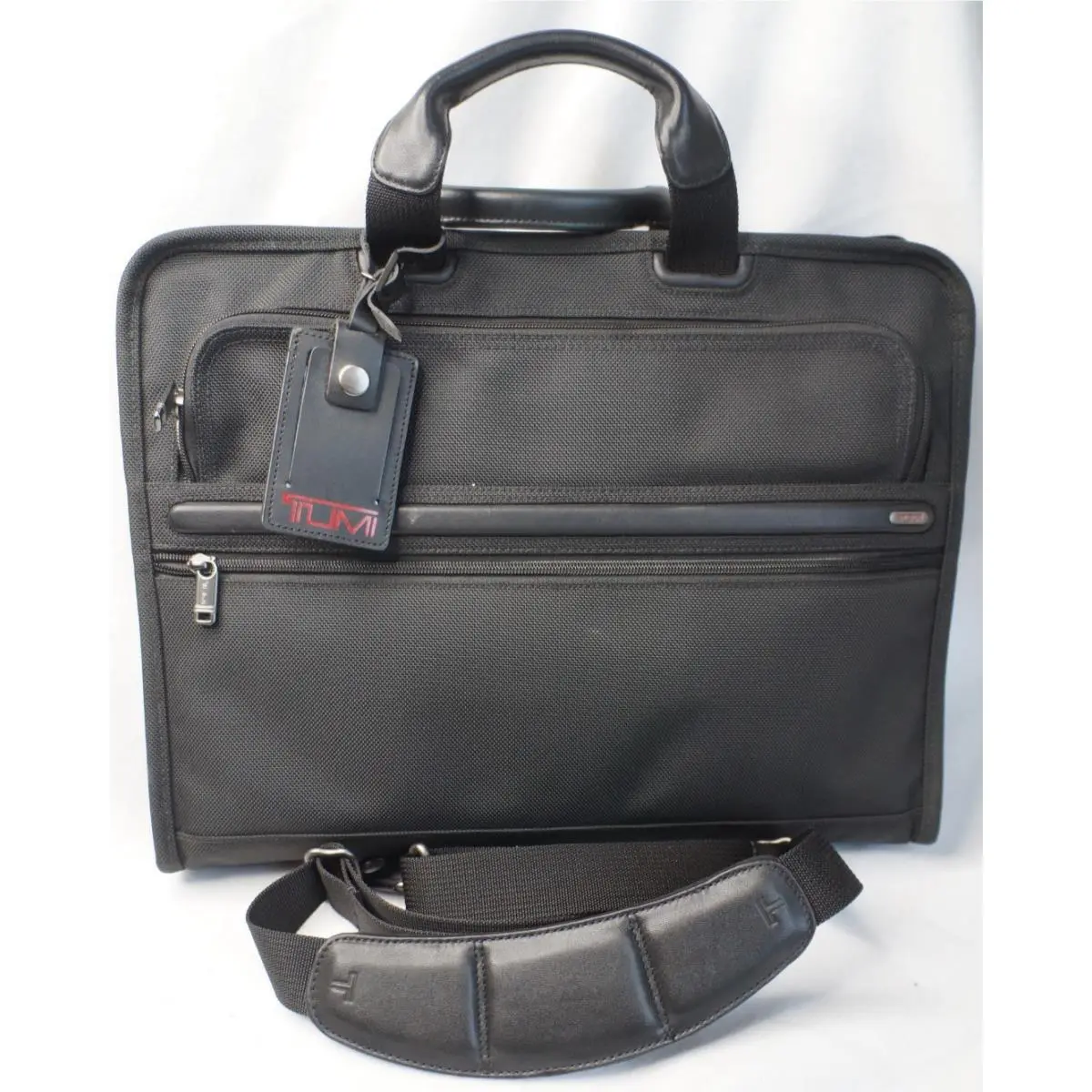 Tumi Black Slim Large Screen Business Bag Portfolio Breif