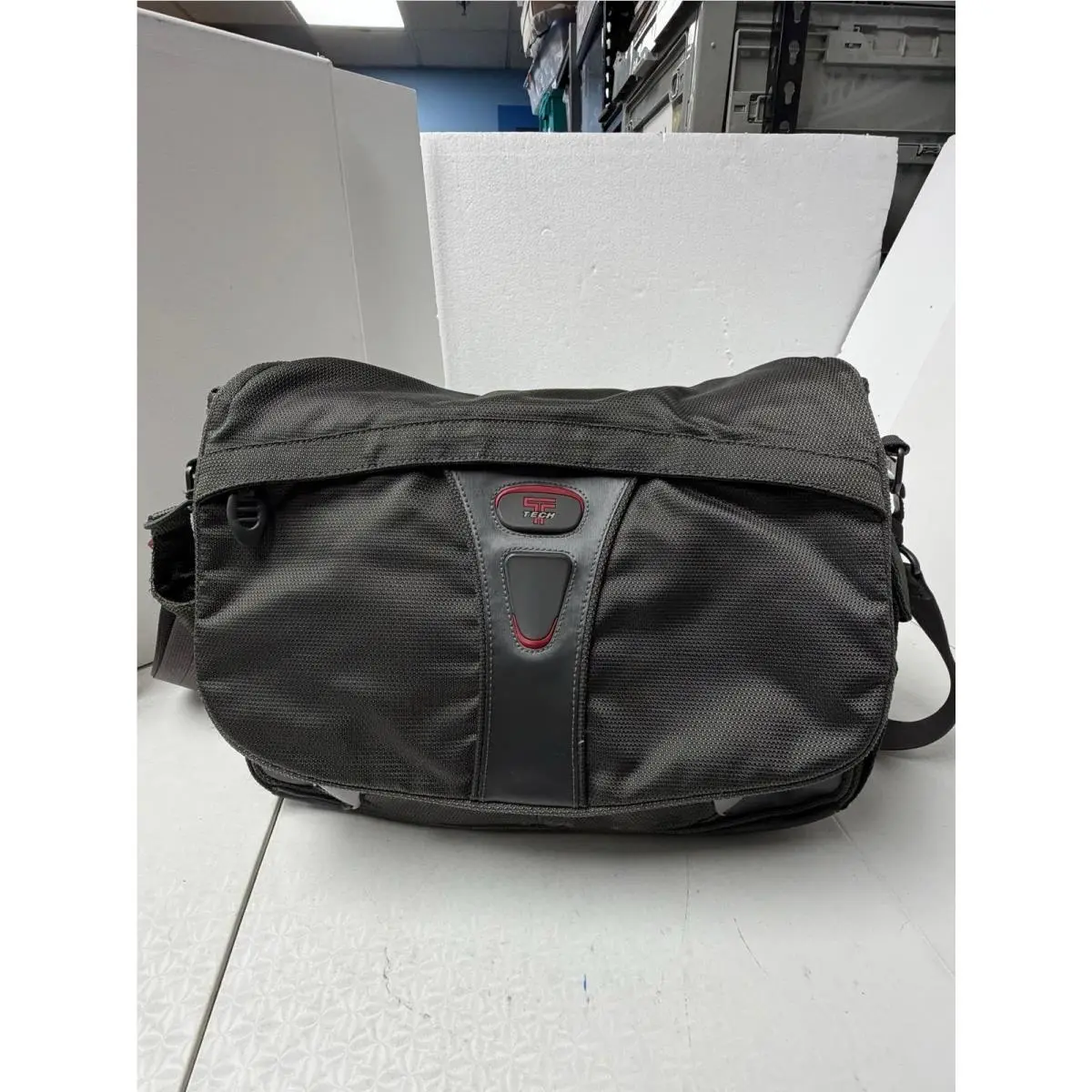 Tumi Gray Tech T-pass Expandable Laptop Briefcase Messenger Bag