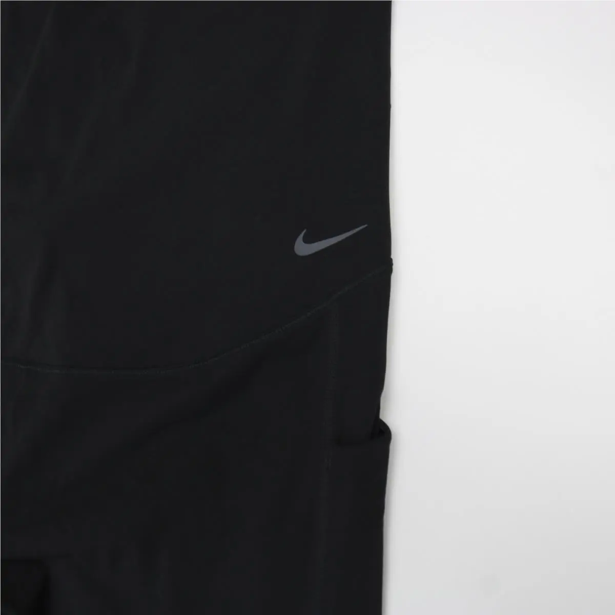 Nike clothing - Black 4