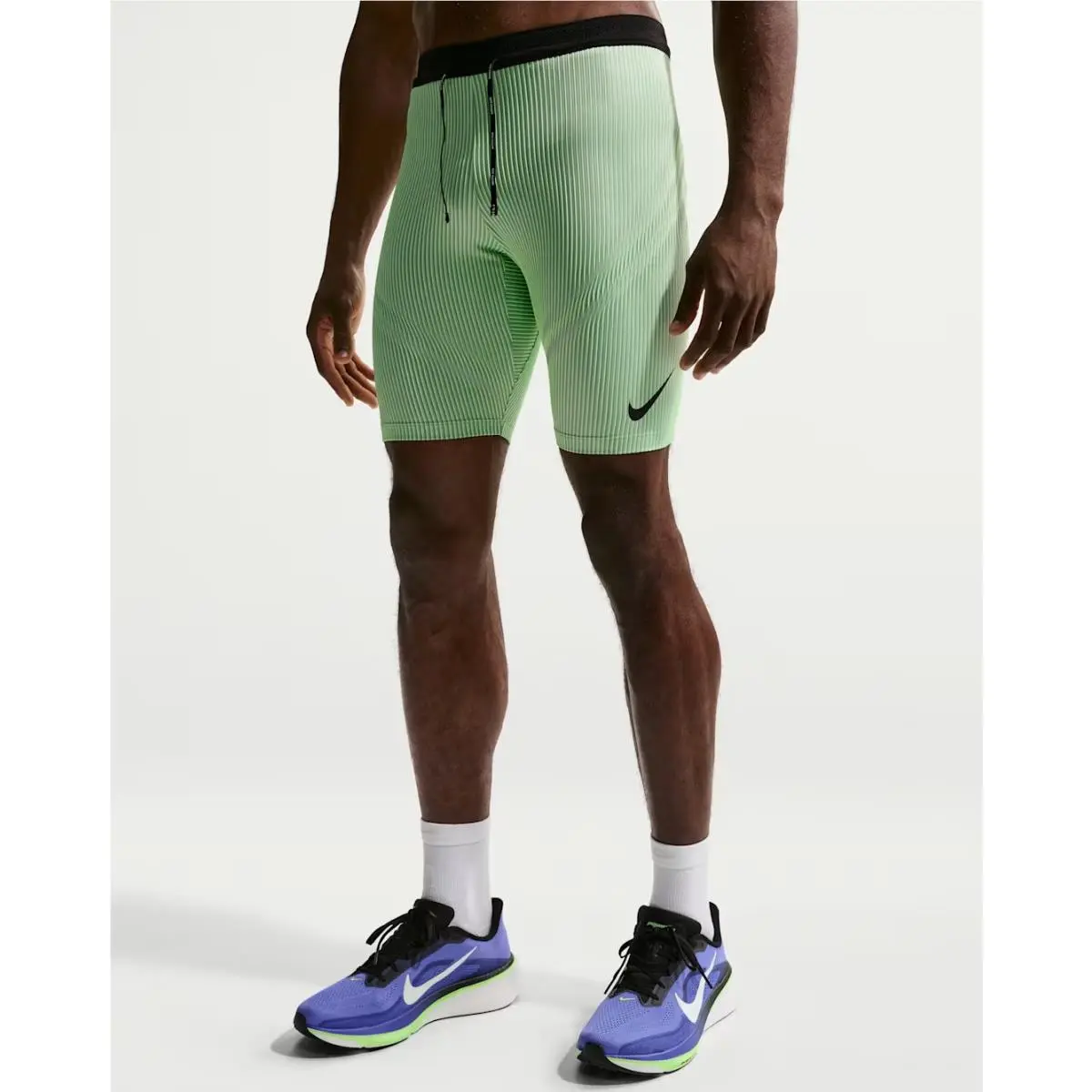 Nike clothing - FN3369-337 - FN3369-337 - Lime Blast/Steam/Light Silver/Black 10