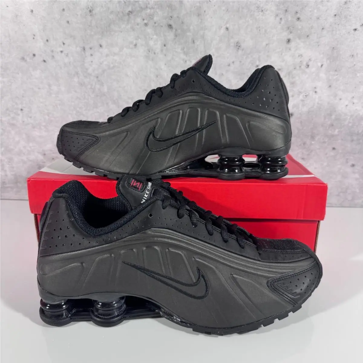 Nike shoes - Nike Shox R4 - Shox - HQ1988-001 - Black 5