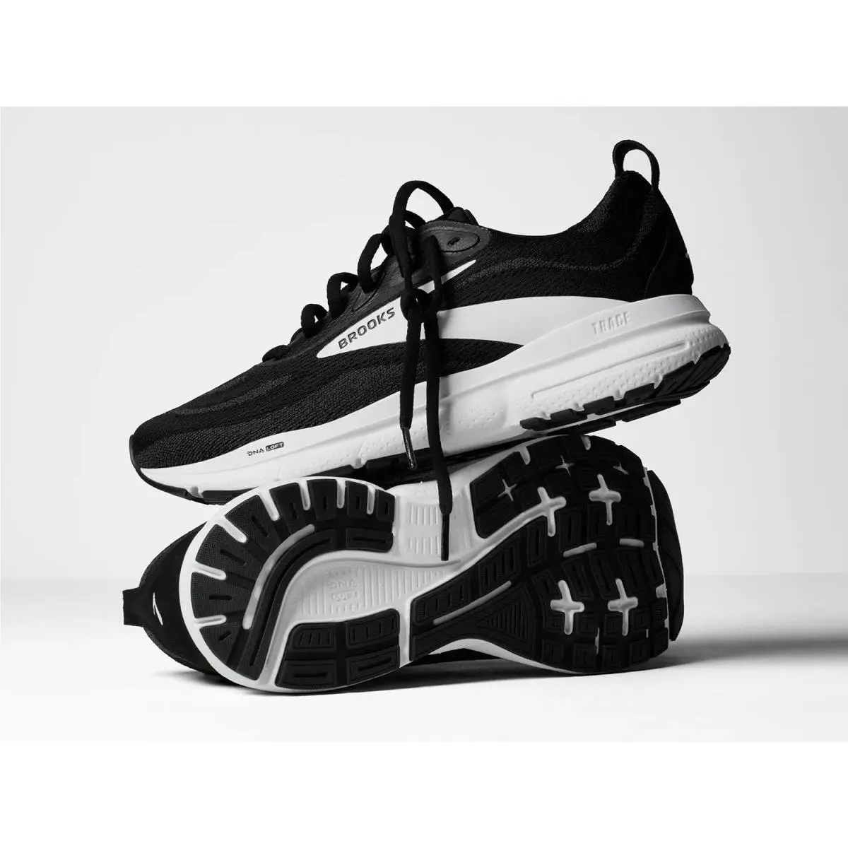 Brooks shoes - Black/White 12