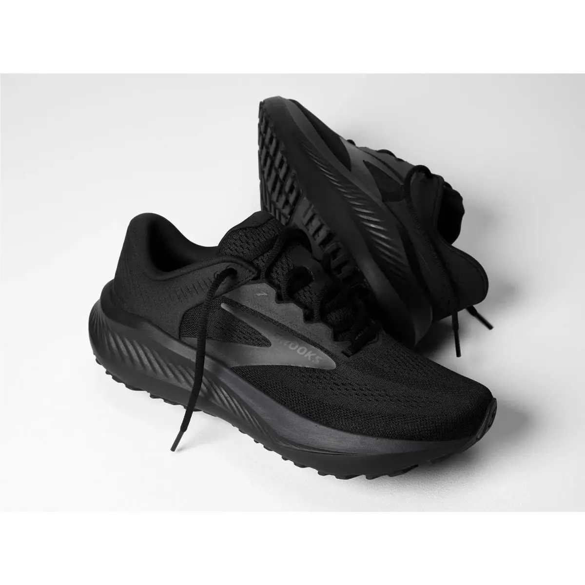 Brooks shoes - Black & Green 17