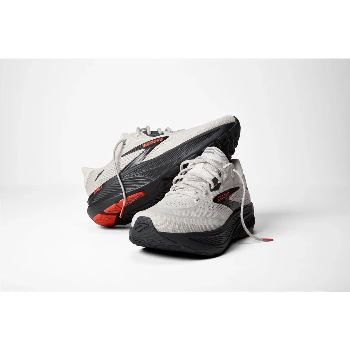 Brooks shoes - Brooks Ghost - Ghost - White 1