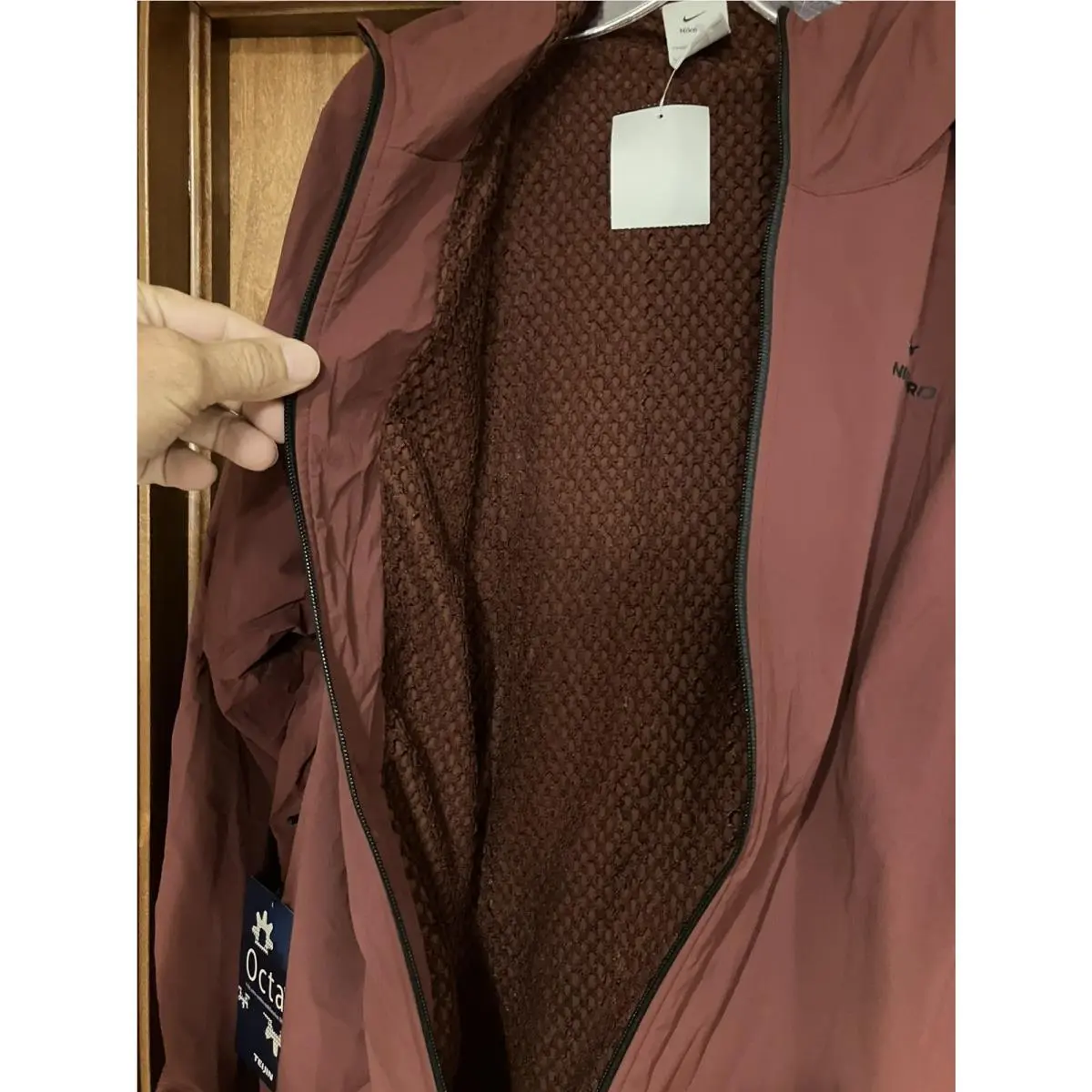 Nike clothing - HV3797-619 - HV3797-619 - maroon (UPC: 0198486790390) 1