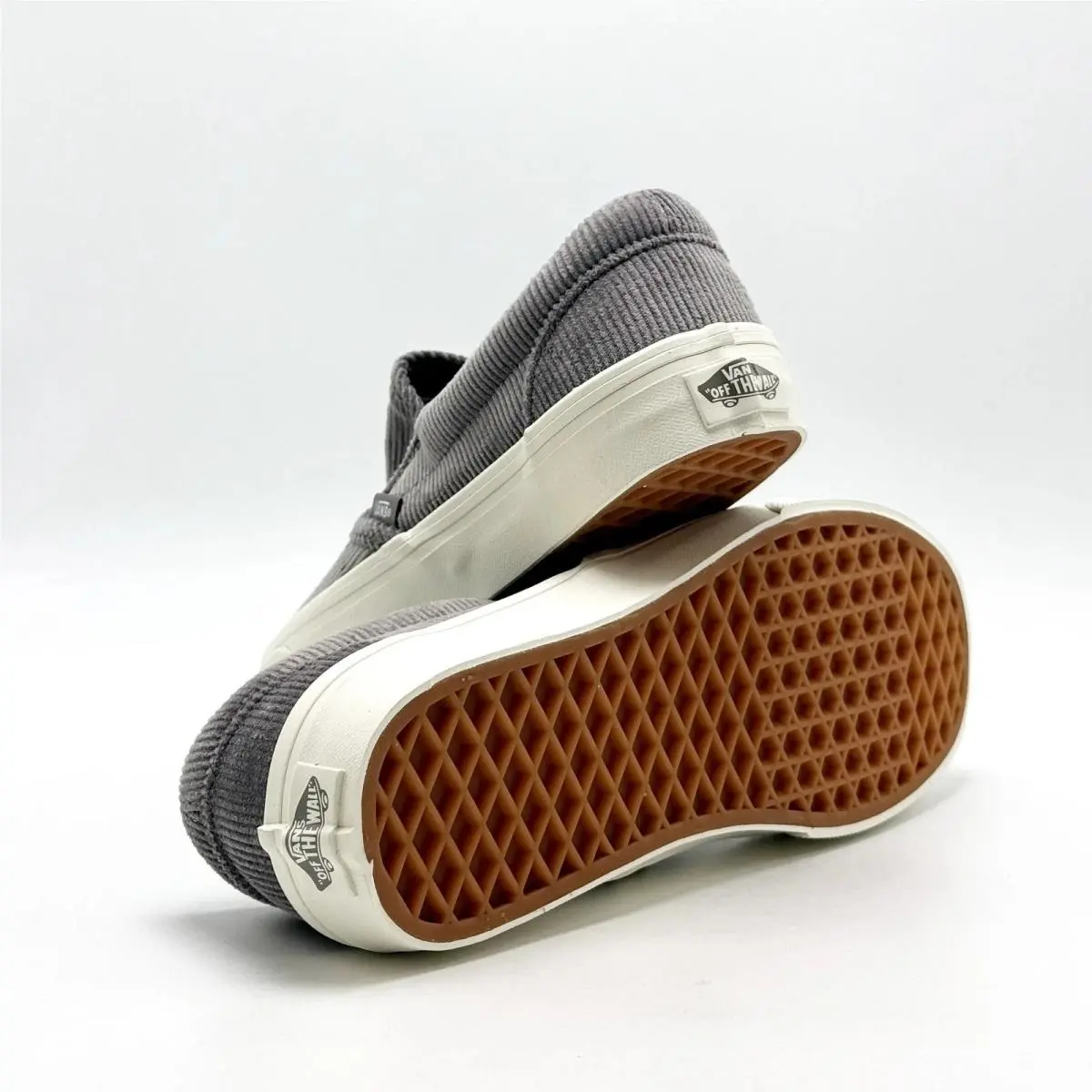 Vans shoes - VANS Classic Slip-On - Classic - VN0A2Z41D3Y - Corduroy Driftwood / Marshmallow 2