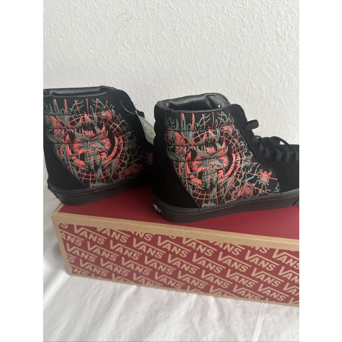 Vans shoes - VANS High Top - High Top - VN0A32QGYHD - Black Red Green 6