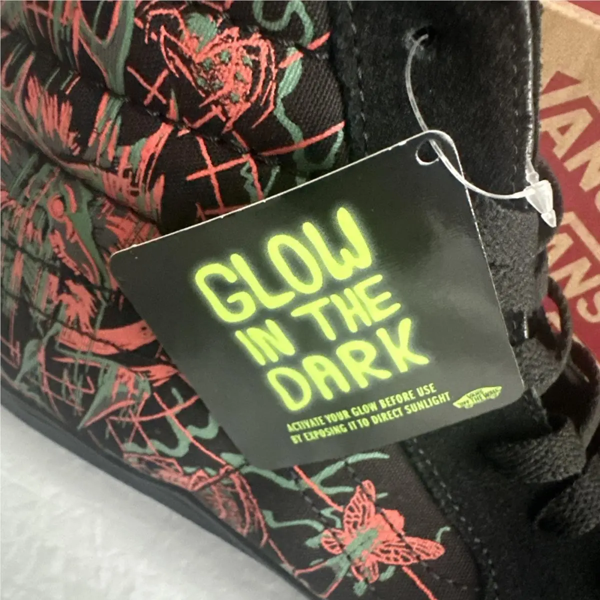 Vans shoes - VANS High Top - High Top - VN0A32QGYHD - Black Red Green 1