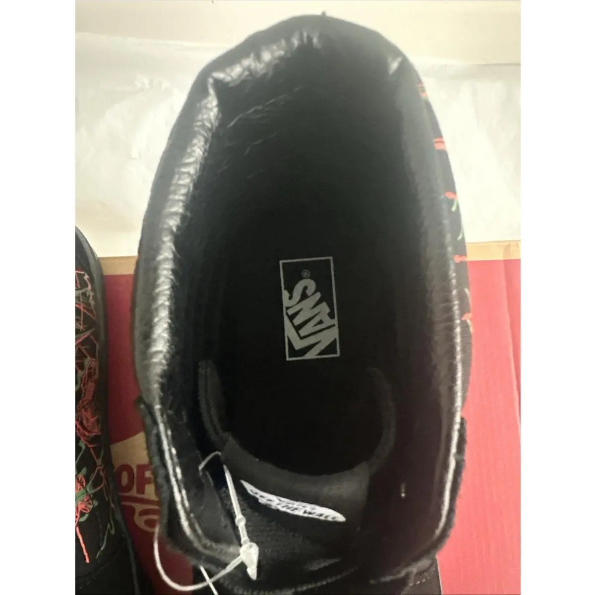 Vans shoes - VANS High Top - High Top - VN0A32QGYHD - Black Red Green 4