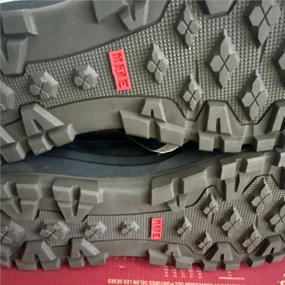 Vans shoes - Vans Mte Mountain Mid Gore-Tex - VN000DAYF87 - Brown 9
