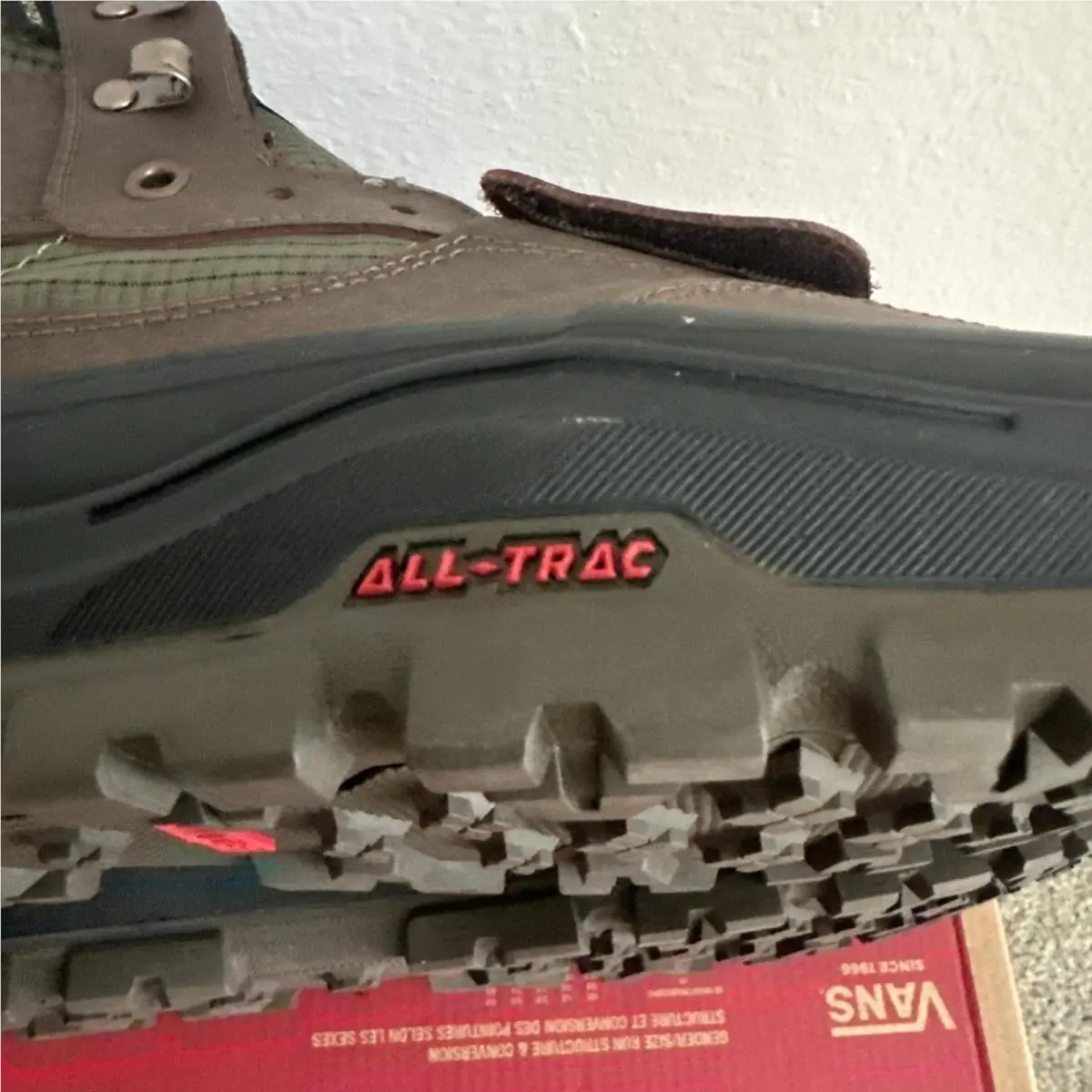 Vans shoes - Vans Mte Mountain Mid Gore-Tex - VN000DAYF87 - Brown 10