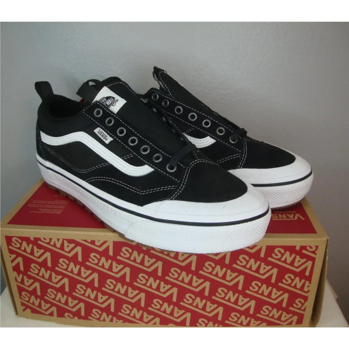 Vans shoes - VANS MTE Old Skool - MTE Old Skool - VN000DAZBA2 - Black (UPC: 197804490141) 1