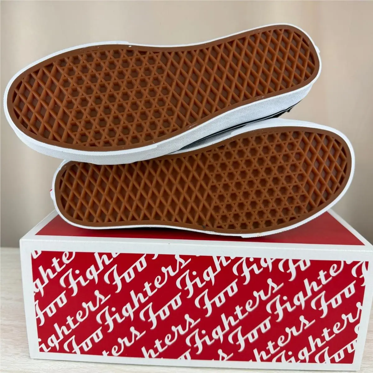 Vans shoes - VANS SK8-Hi Foo Fighters - Foo Fighters - Black 2
