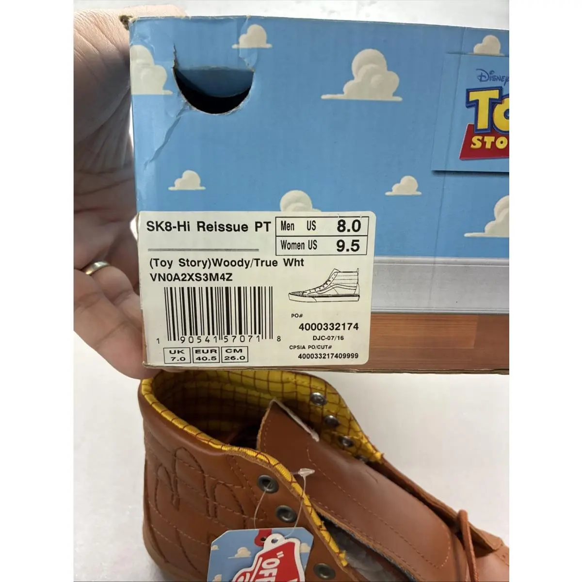 Vans shoes - Vans Sk8-Hi Reissue Toy Story Woody - Brown 10