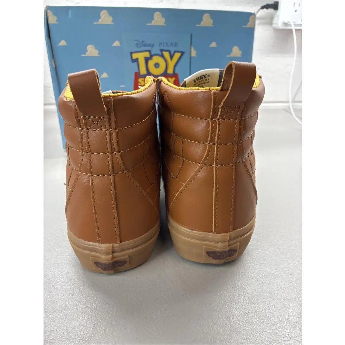 Vans shoes - Vans Sk8-Hi Reissue Toy Story Woody - Brown 3