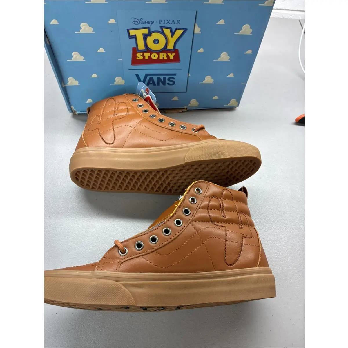 Vans shoes - Vans Sk8-Hi Reissue Toy Story Woody - Brown 1